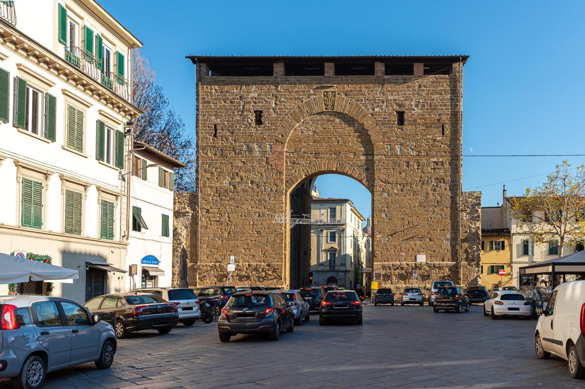 Relax In San Frediano Con Giardino Apartment Florence Luaran gambar